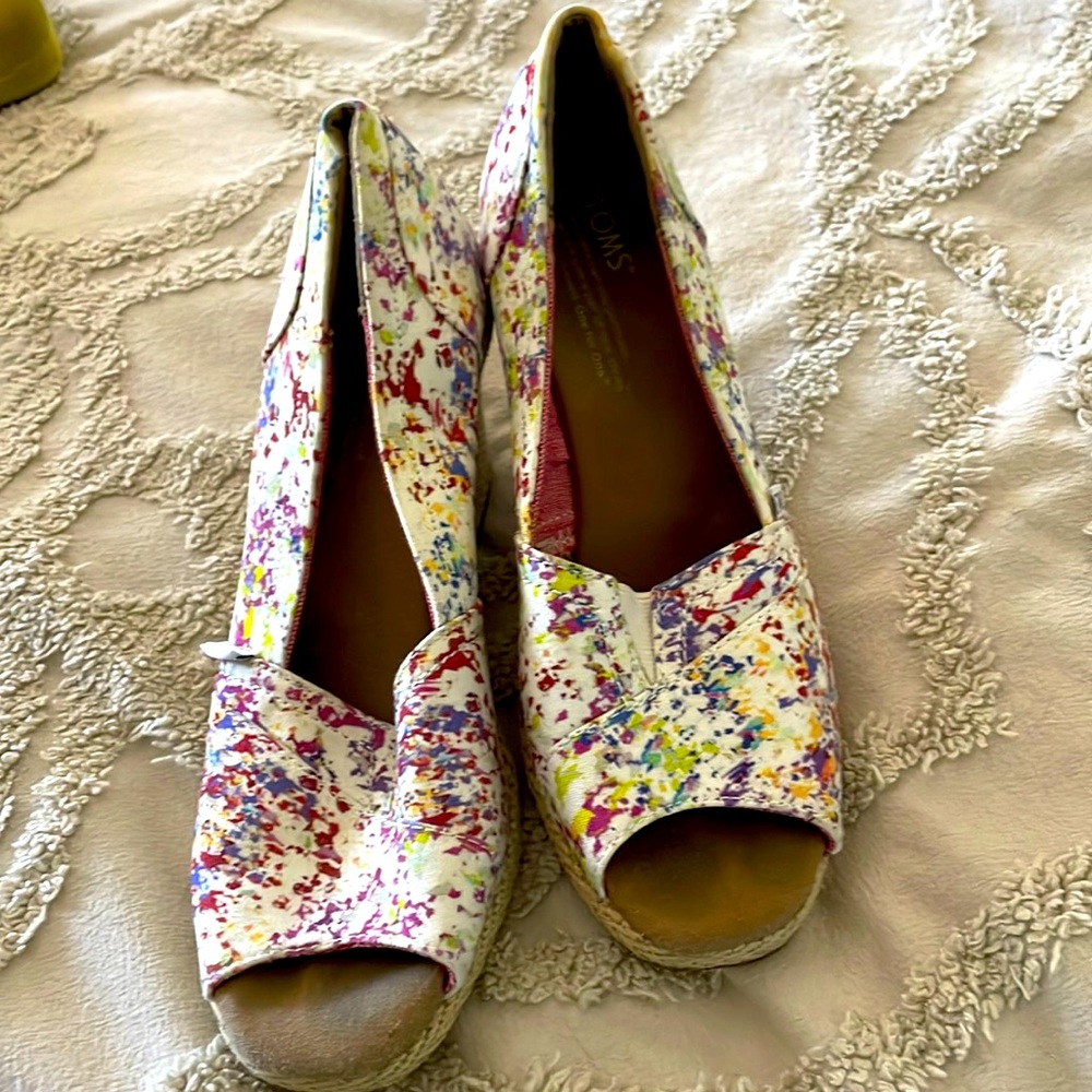 Toms wedge peep toe sz 7.5 VGUC